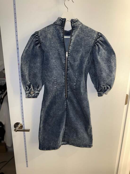 GANNI Dresses & Skirts - GANNI Acid Wash Puff Sleeve Zip Front Denim Mini Dress Size 32